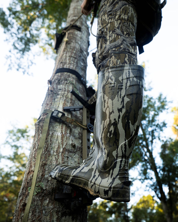 Mossy Oak Camoflauge 16" Mens Classics